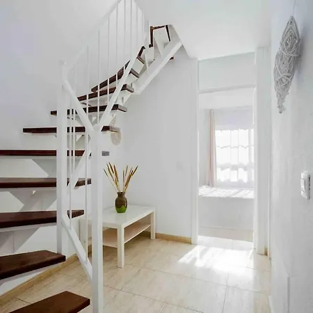 2 Bedrooms, 3min, Roof Terrace With Ocean View