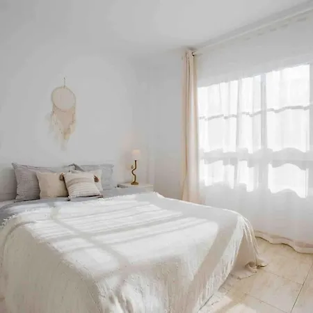 Apartment 2 Bedrooms, 3min, Roof Terrace With Ocean View Callao Salvaje