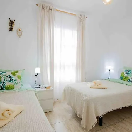 Apartment 2 Bedrooms, 3min, Roof Terrace With Ocean View *