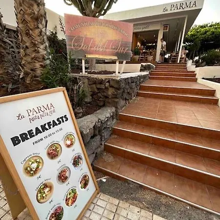 2 Bedrooms, 3min, Roof Terrace With Ocean View Apartment Callao Salvaje