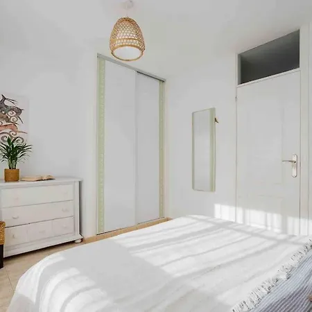 2 Bedrooms, 3min, Roof Terrace With Ocean View Διαμέρισμα *