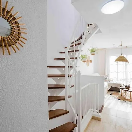 2 Bedrooms, 3min, Roof Terrace With Ocean View Διαμέρισμα *