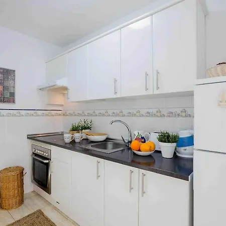 2 Bedrooms, 3min, Roof Terrace With Ocean View Διαμέρισμα *