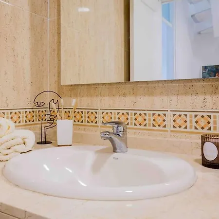 Διαμέρισμα 2 Bedrooms, 3min, Roof Terrace With Ocean View *